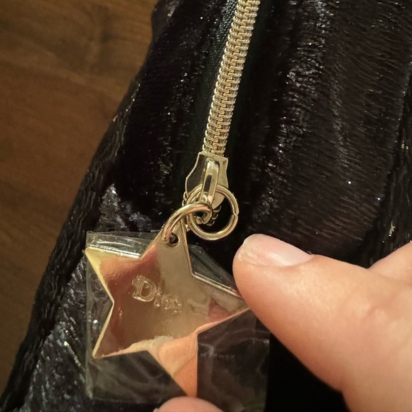 Dior Glitter/Sparkle Cosmetic Pouch - Picture 6 of 8